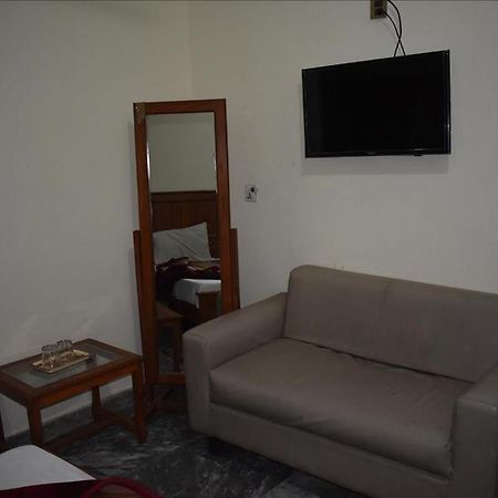 Hotel Al Hamrah Исламабад Экстерьер фото