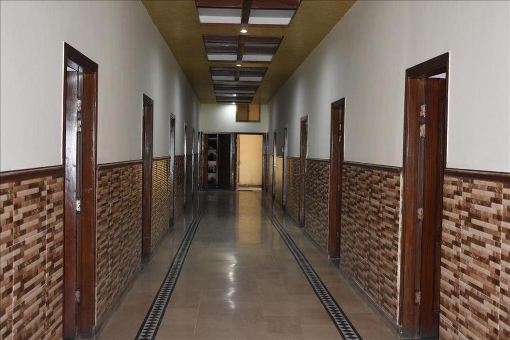 Hotel Al Hamrah Исламабад Экстерьер фото